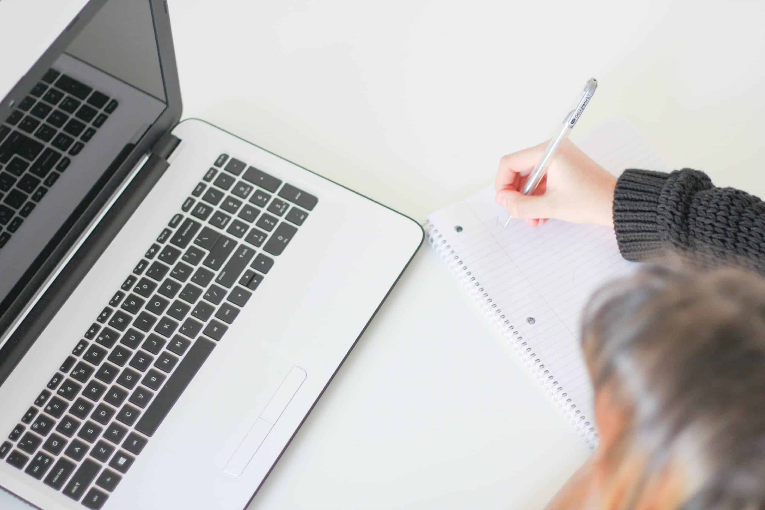 5 Effective Copywriting Tips To Convert Visitors To Customers